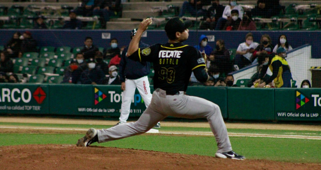 CAÑEROS IGUALAN SRERIE EN GUASAVE