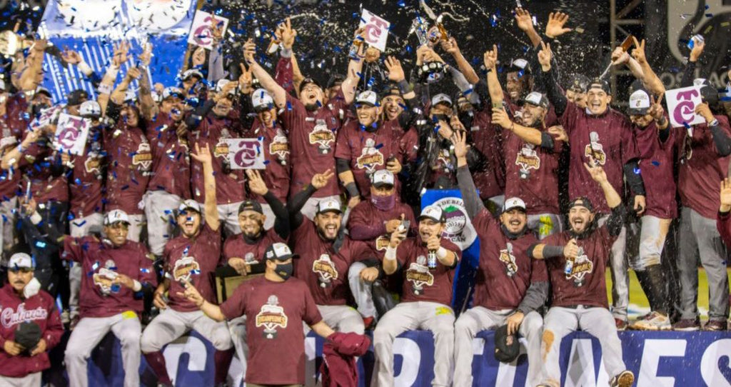 TOMATEROS VIVE UN BICAMPEONATO CLÁSICO E INOLVIDABLE